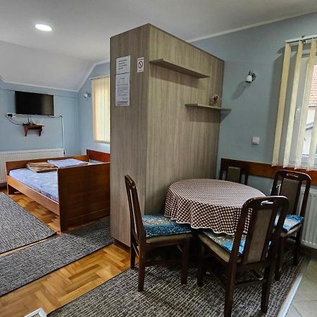 Apartmani Maksimovic Mokra Gora Exteriör bild