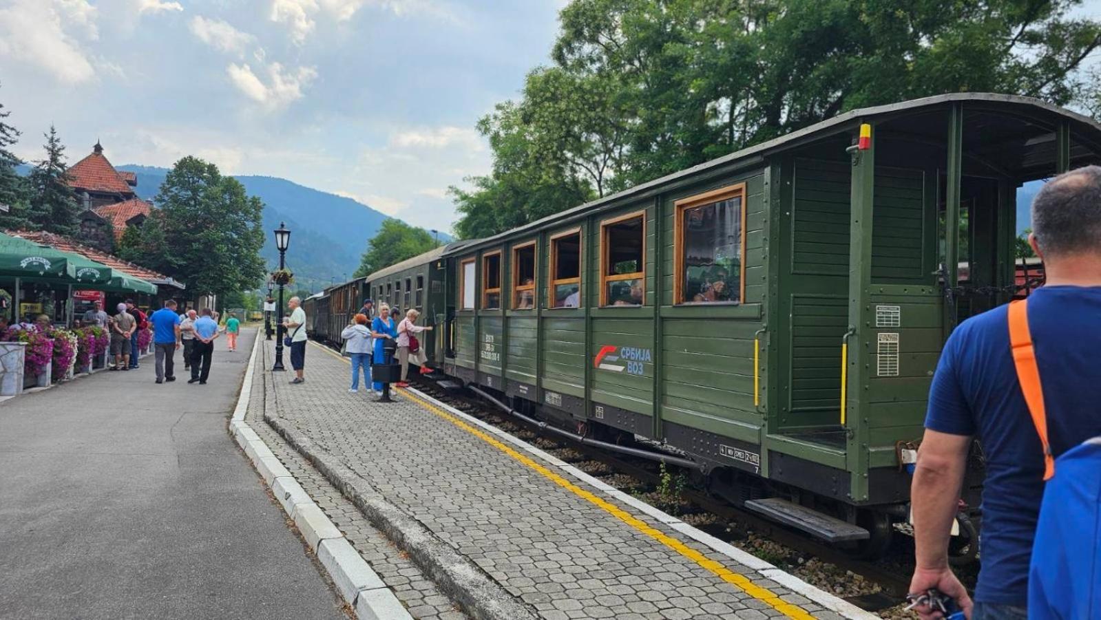 Apartmani Maksimovic Mokra Gora Exteriör bild